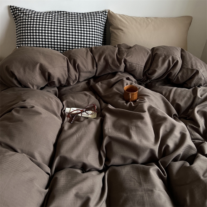 91家纺网 家纺一手货源 找家纺 蜜宿 2025新款全棉人字纹四件套-生巧慕斯 生巧慕斯（黑小格混搭奶咖）