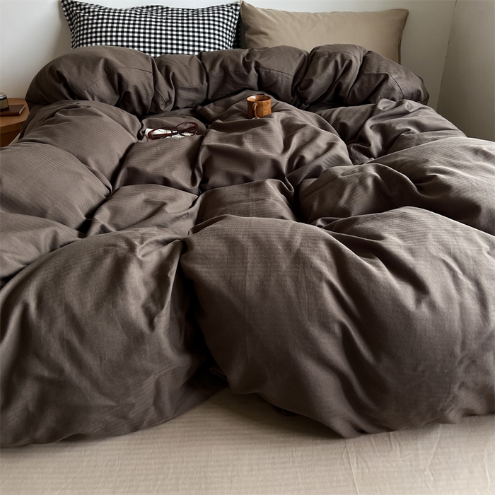 91家纺网 家纺一手货源 找家纺 蜜宿 2025新款全棉人字纹四件套-生巧慕斯 生巧慕斯（黑小格混搭奶咖）