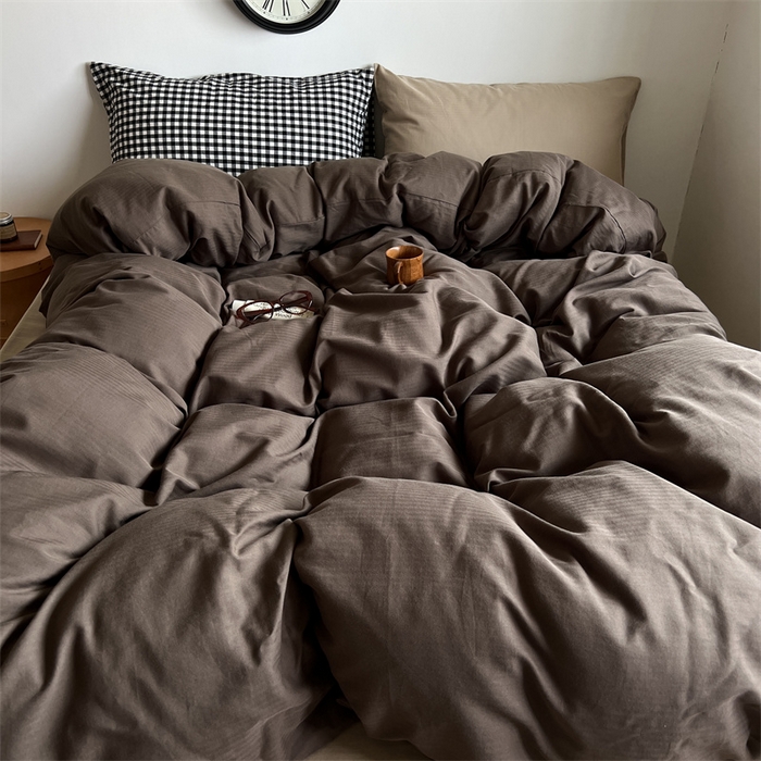 91家纺网 家纺一手货源 找家纺 蜜宿 2025新款全棉人字纹四件套-生巧慕斯 生巧慕斯（黑小格混搭奶咖）