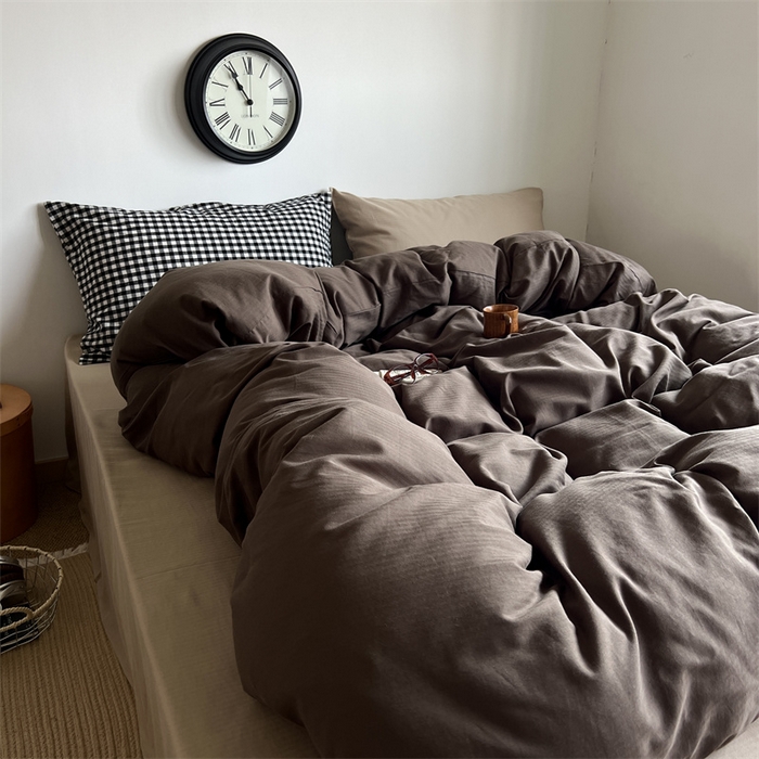 91家纺网 家纺一手货源 找家纺 蜜宿 2025新款全棉人字纹四件套-生巧慕斯 生巧慕斯（黑小格混搭奶咖）