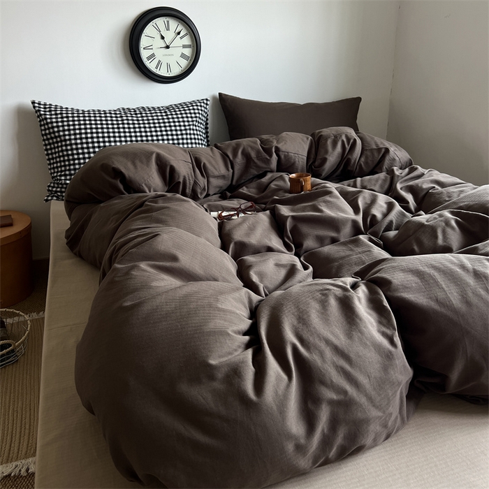 91家纺网 家纺一手货源 找家纺 蜜宿 2025新款全棉人字纹四件套-生巧慕斯 生巧慕斯（黑小格混搭深棕）