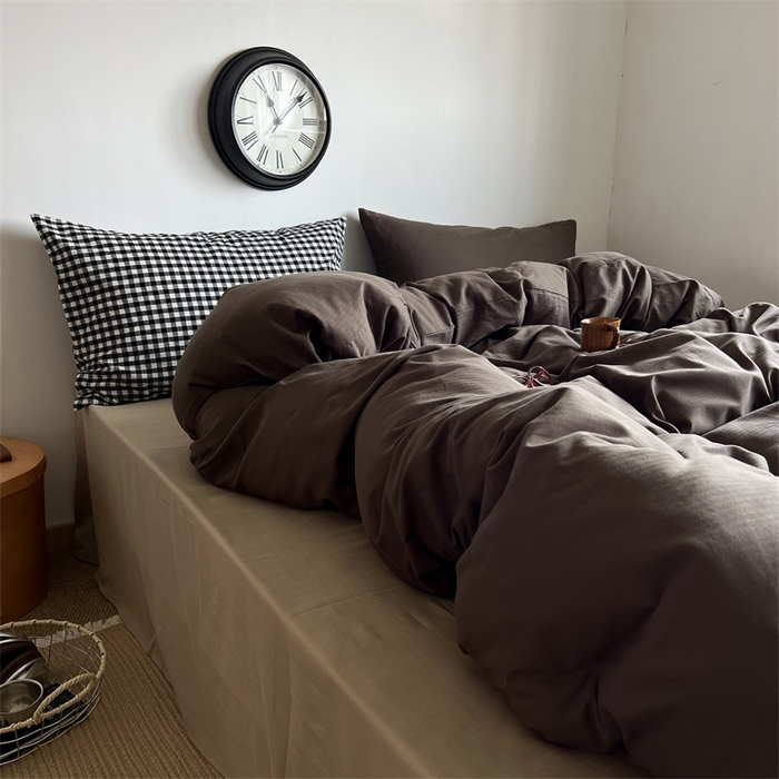 91家纺网 家纺一手货源 找家纺 蜜宿 2025新款全棉人字纹四件套-生巧慕斯 生巧慕斯（黑小格混搭深棕）