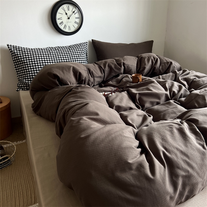 91家纺网 家纺一手货源 找家纺 蜜宿 2025新款全棉人字纹四件套-生巧慕斯 生巧慕斯（黑小格混搭深棕）