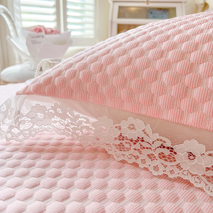 91家纺网 家纺一手货源 找家纺 网红馆（ck家纺） 2025新款床笠式床裙豆豆凉席--简单爱 粉玉