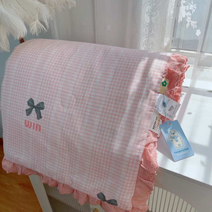 91家纺网 家纺一手货源 找家纺 暖居 2025新款法式韩系双面纯棉夏被约3.2斤空调被夏季薄被子可水洗跑量款 蝴蝶结 粉