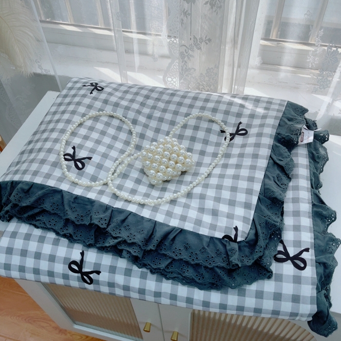 91家纺网 家纺一手货源 找家纺 暖居 2025新款法式韩系双面纯棉夏被约3.2斤空调被夏季薄被子可水洗跑量款 灰格蝴蝶结