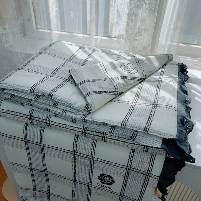 91家纺网 家纺一手货源 找家纺 暖居 2025新款法式韩系双面纯棉夏被约3.2斤空调被夏季薄被子可水洗跑量款 小香格子