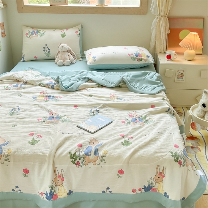 91家纺网 家纺一手货源 找家纺 咏绒家纺工厂店 2025新款A类云朵棉棉花夏被被子被芯 爱丽丝-蓝