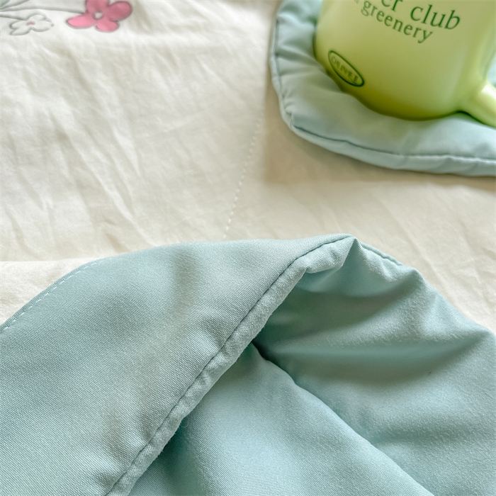 91家纺网 家纺一手货源 找家纺 咏绒家纺工厂店 2025新款A类云朵棉棉花夏被被子被芯 爱丽丝-蓝