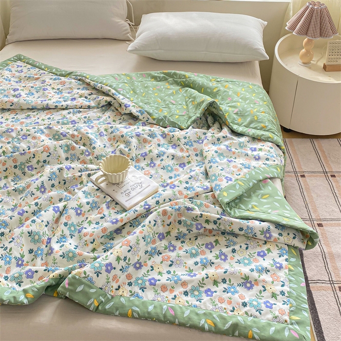 91家纺网 家纺一手货源 找家纺 咏绒家纺工厂店 2025新款A类云朵棉棉花夏被被子被芯 青柠薄荷