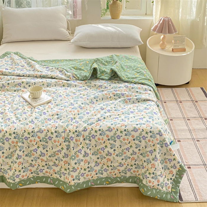 91家纺网 家纺一手货源 找家纺 咏绒家纺工厂店 2025新款A类云朵棉棉花夏被被子被芯 青柠薄荷