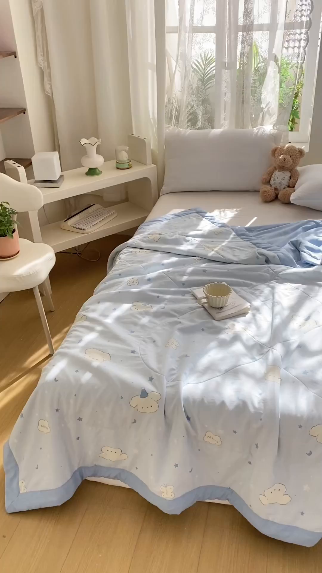 91家纺网 家纺一手货源 找家纺 咏绒家纺工厂店 2025新款A类云朵棉棉花夏被被子被芯 心愿小狗