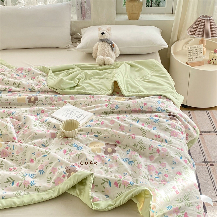 91家纺网 家纺一手货源 找家纺 咏绒家纺工厂店 2025新款A类云朵棉棉花夏被被子被芯 许愿熊