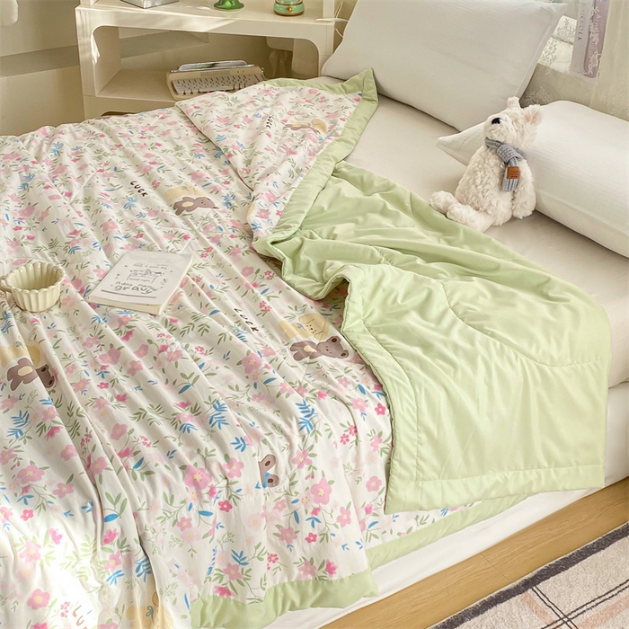 91家纺网 家纺一手货源 找家纺 咏绒家纺工厂店 2025新款A类云朵棉棉花夏被被子被芯 许愿熊