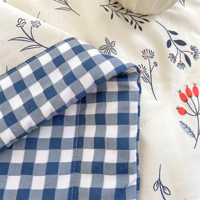 91家纺网 家纺一手货源 找家纺 咏绒家纺工厂店 2025新款A类云朵棉棉花夏被被子被芯 摇曳星光