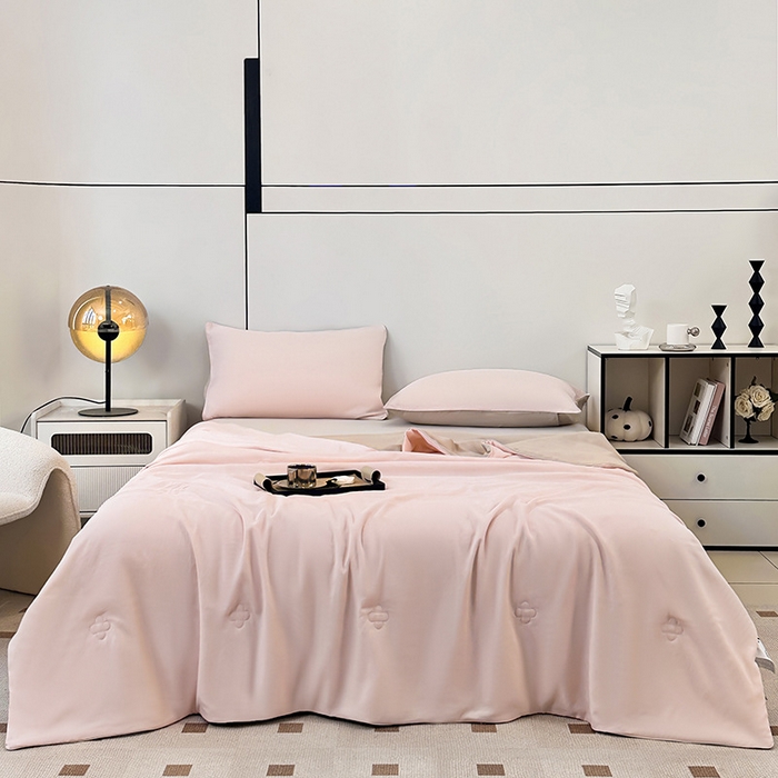 91家纺网 家纺一手货源 找家纺 良品汇馆 2025新款日式无印天丝夏被纯色凉感夏凉被良品空调被子夏季天丝锦纶被子 豆蔻粉