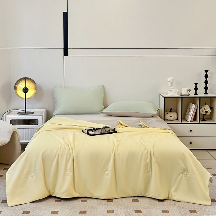 91家纺网 家纺一手货源 找家纺 良品汇馆 2025新款日式无印天丝夏被纯色凉感夏凉被良品空调被子夏季天丝锦纶被子 奶油黄