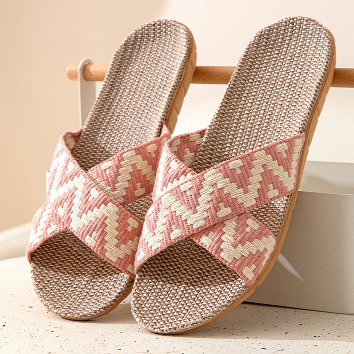 91家纺网 家纺一手货源 找家纺 良品汇馆 2025新款日式无印家居情侣室内拖鞋良品木地板亚麻拖鞋居家防滑男女夏季凉 交叉拖鞋-粉色女