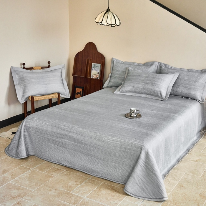 91家纺网 家纺一手货源 找家纺 席之家 2025新款高品质A类空气层可水洗凉感色织床单三件套-檀雅系列 檀雅-浅灰