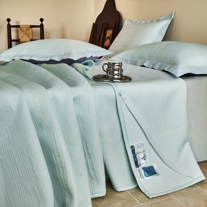 91家纺网 家纺一手货源 找家纺 席之家 2025新款高品质A类空气层可水洗凉感色织床单三件套-檀雅系列 檀雅-浅绿