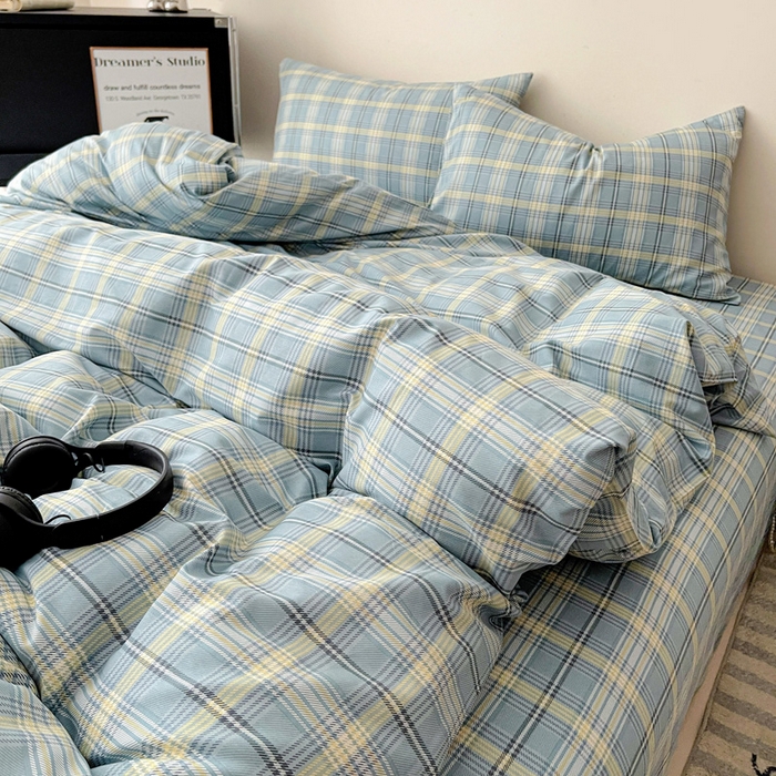 91家纺网 家纺一手货源 找家纺 耀悦家纺 2025新款简约无印风条纹格子纯棉四件套被套床单枕套床笠宿舍学生套件 蓝格雅集