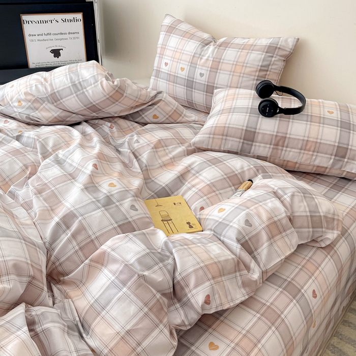 91家纺网 家纺一手货源 找家纺 耀悦家纺 2025新款简约无印风条纹格子纯棉四件套被套床单枕套床笠宿舍学生套件 心语格调