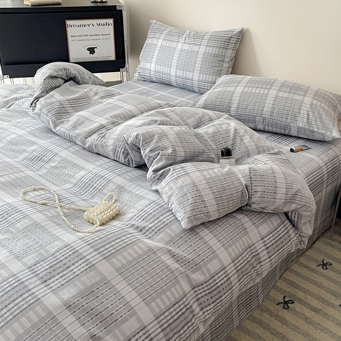 91家纺网 家纺一手货源 找家纺 耀悦家纺 2025新款简约无印风条纹格子纯棉四件套被套床单枕套床笠宿舍学生套件 优雅灰调