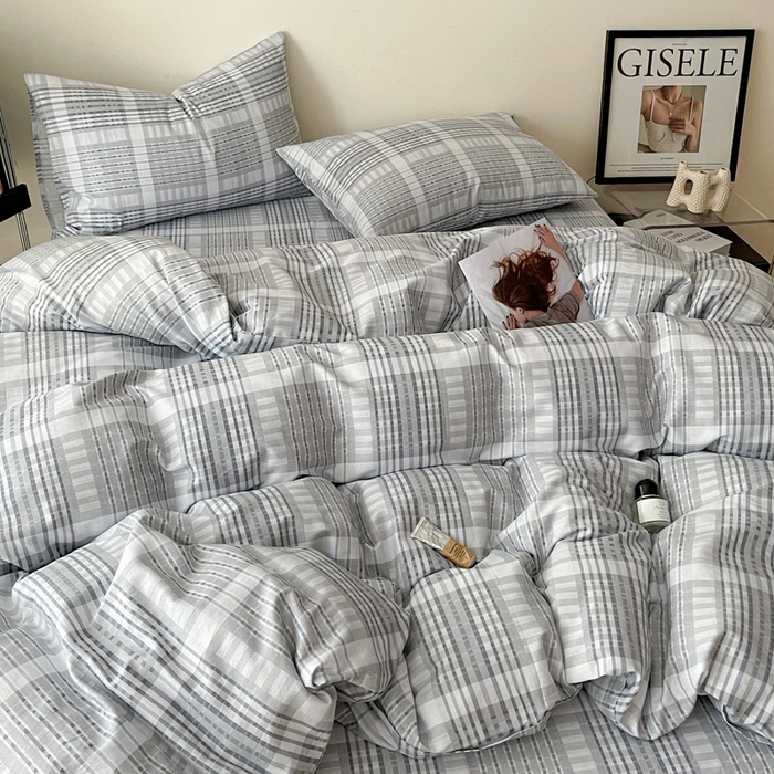 91家纺网 家纺一手货源 找家纺 耀悦家纺 2025新款简约无印风条纹格子纯棉四件套被套床单枕套床笠宿舍学生套件 优雅灰调
