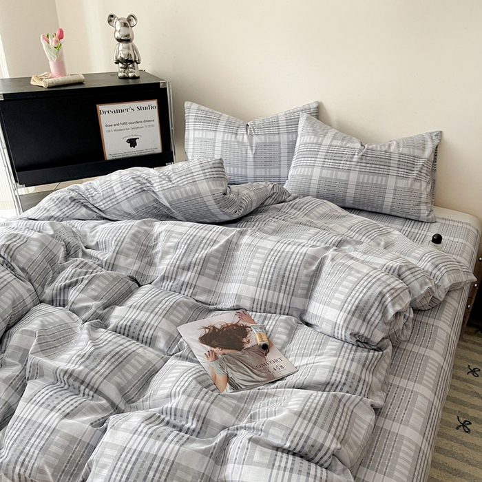 91家纺网 家纺一手货源 找家纺 耀悦家纺 2025新款简约无印风条纹格子纯棉四件套被套床单枕套床笠宿舍学生套件 优雅灰调