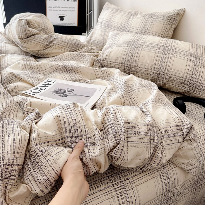 91家纺网 家纺一手货源 找家纺 耀悦家纺 2025新款简约无印风条纹格子纯棉四件套被套床单枕套床笠宿舍学生套件 自由派