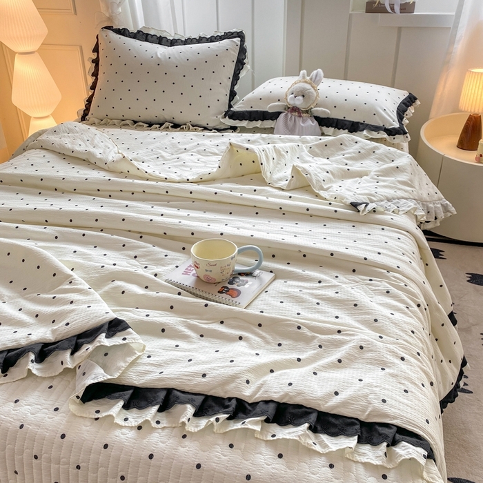 91家纺网 家纺一手货源 找家纺 富之航家纺 2025直播爆款公主风床盖夏被四件套 奶油波点