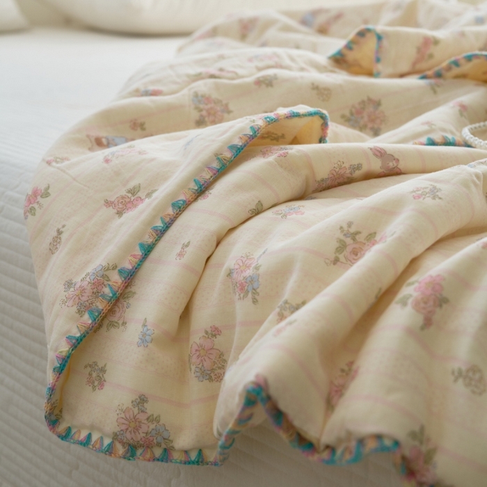 91家纺网 家纺一手货源 找家纺 （总）洋铭区（原狠狠爱） 2025新款贝壳彩边双层纱夏被被子被芯