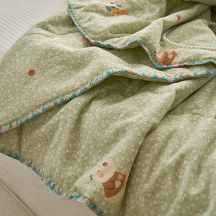 91家纺网 家纺一手货源 找家纺 洋铭区（原狠狠爱） 2025新款贝壳彩边双层纱夏被被子被芯 赖赖猪