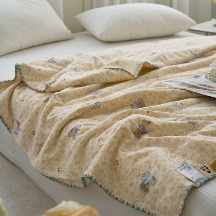 91家纺网 家纺一手货源 找家纺 洋铭区（原狠狠爱） 2025新款贝壳彩边双层纱夏被被子被芯 欢乐小象