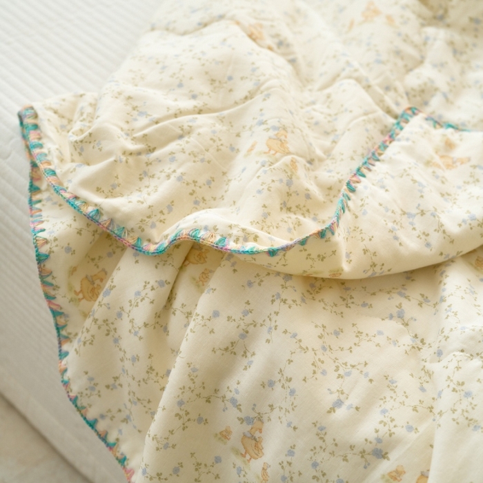 91家纺网 家纺一手货源 找家纺 洋铭区（原狠狠爱） 2025新款贝壳彩边双层纱夏被被子被芯 兰花鸭鸭