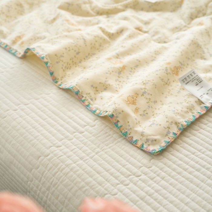 91家纺网 家纺一手货源 找家纺 洋铭区（原狠狠爱） 2025新款贝壳彩边双层纱夏被被子被芯 兰花鸭鸭