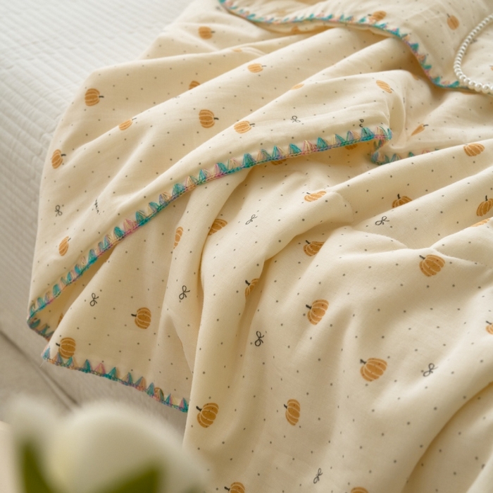 91家纺网 家纺一手货源 找家纺 洋铭区（原狠狠爱） 2025新款贝壳彩边双层纱夏被被子被芯 焦糖小南瓜