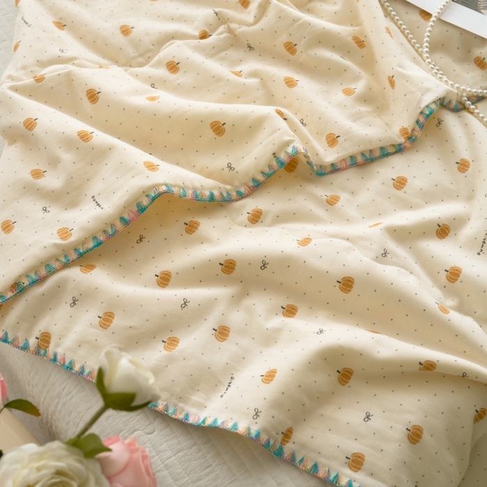 91家纺网 家纺一手货源 找家纺 洋铭区（原狠狠爱） 2025新款贝壳彩边双层纱夏被被子被芯 焦糖小南瓜