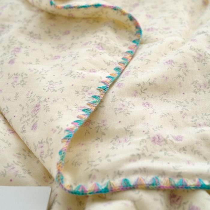 91家纺网 家纺一手货源 找家纺 洋铭区（原狠狠爱） 2025新款贝壳彩边双层纱夏被被子被芯 紫花枝