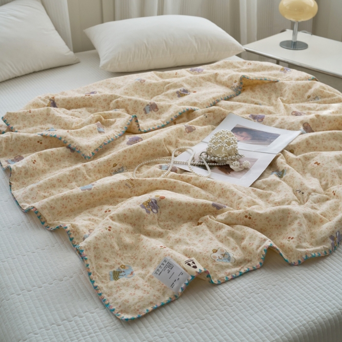 91家纺网 家纺一手货源 找家纺 洋铭区（原狠狠爱） 2025新款贝壳彩边双层纱夏被被子被芯 欢乐小象