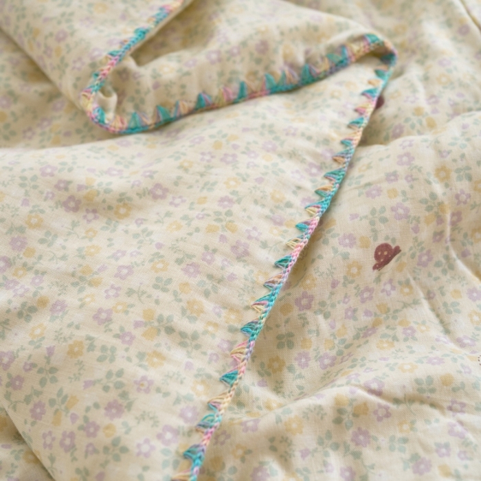 91家纺网 家纺一手货源 找家纺 洋铭区（原狠狠爱） 2025新款贝壳彩边双层纱夏被被子被芯 裙子小兔