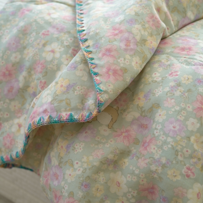 91家纺网 家纺一手货源 找家纺 洋铭区（原狠狠爱） 2025新款贝壳彩边双层纱夏被被子被芯 紫粉小兔