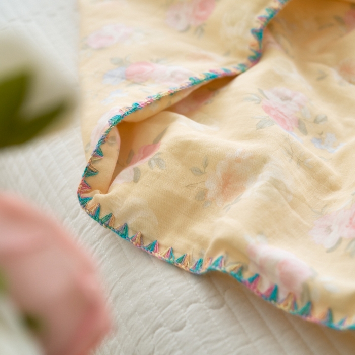 91家纺网 家纺一手货源 找家纺 洋铭区（原狠狠爱） 2025新款贝壳彩边双层纱夏被被子被芯 莫奈庄园