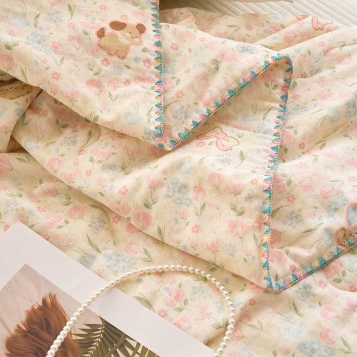 91家纺网 家纺一手货源 找家纺 洋铭区（原狠狠爱） 2025新款贝壳彩边双层纱夏被被子被芯 花花狗