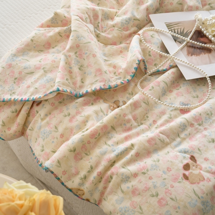 91家纺网 家纺一手货源 找家纺 洋铭区（原狠狠爱） 2025新款贝壳彩边双层纱夏被被子被芯 花花狗