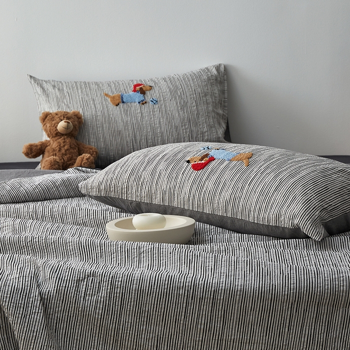 91家纺网 家纺一手货源 找家纺 怡家居 2025新款色织大提花腊肠狗夏被夏凉被空调被四件套 夏被-黑条腊肠狗