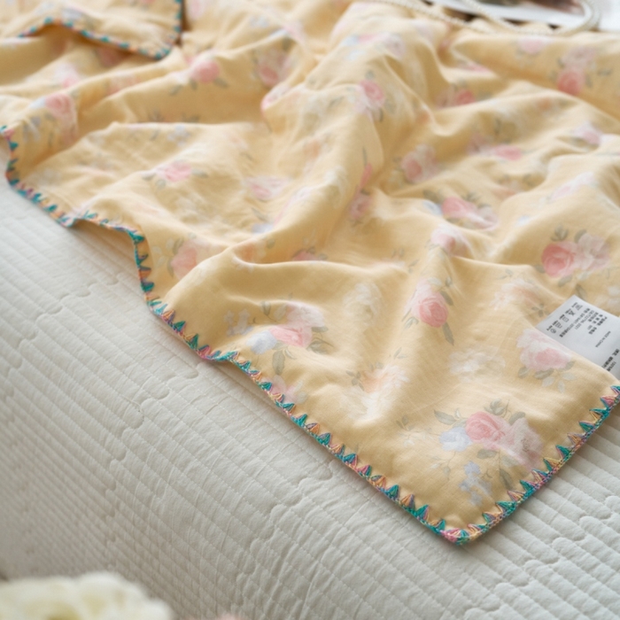 91家纺网 家纺一手货源 找家纺 洋铭区（原狠狠爱） 2025新款贝壳彩边双层纱夏被被子被芯 莫奈庄园