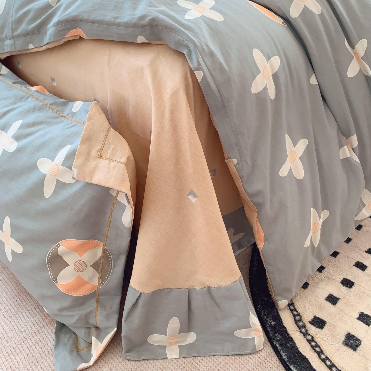 91家纺网 家纺一手货源 找家纺 莱豫家纺 2025新款亲肤舒适小清新印花全棉纯棉四件套-第二批 巴黎世家灰