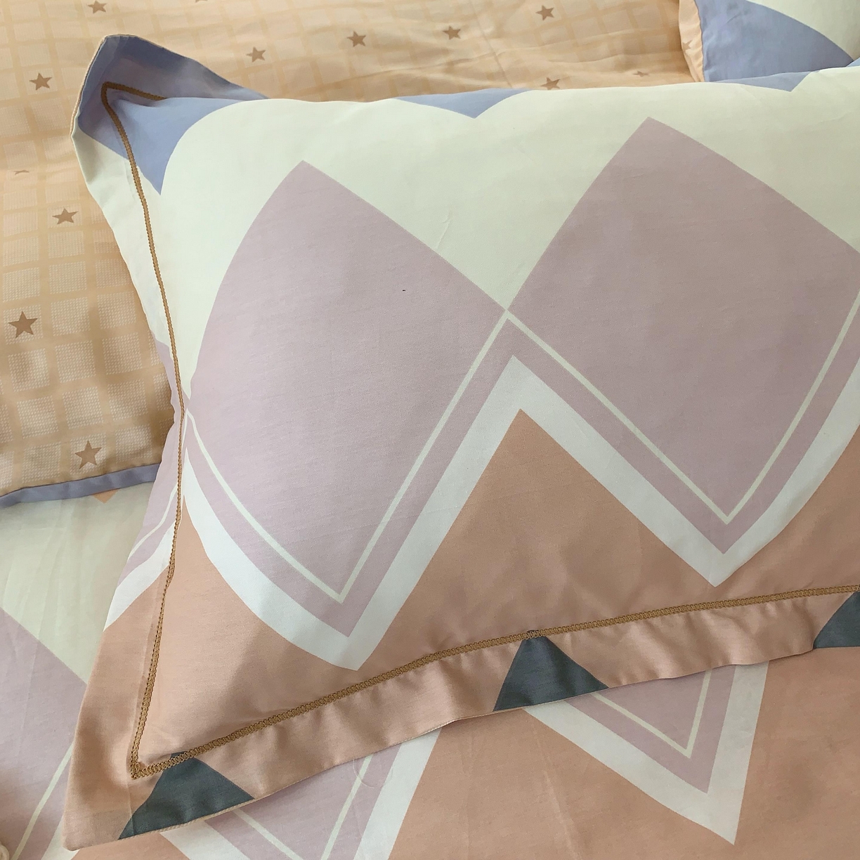 91家纺网 家纺一手货源 找家纺 莱豫家纺 2025新款亲肤舒适小清新印花全棉纯棉四件套-第二批 悸动波纹