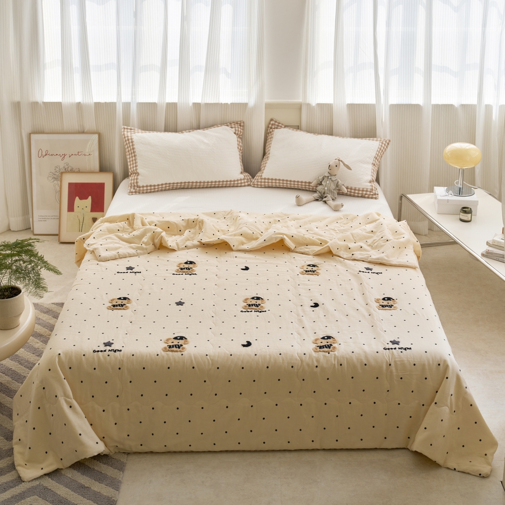 91家纺网 家纺一手货源 找家纺 洋铭区（原狠狠爱） 2025新款双层纱毛巾绣夏被夏凉被空调被 童话熊